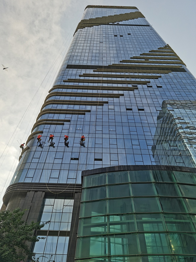 深圳外墙清洗.jpg